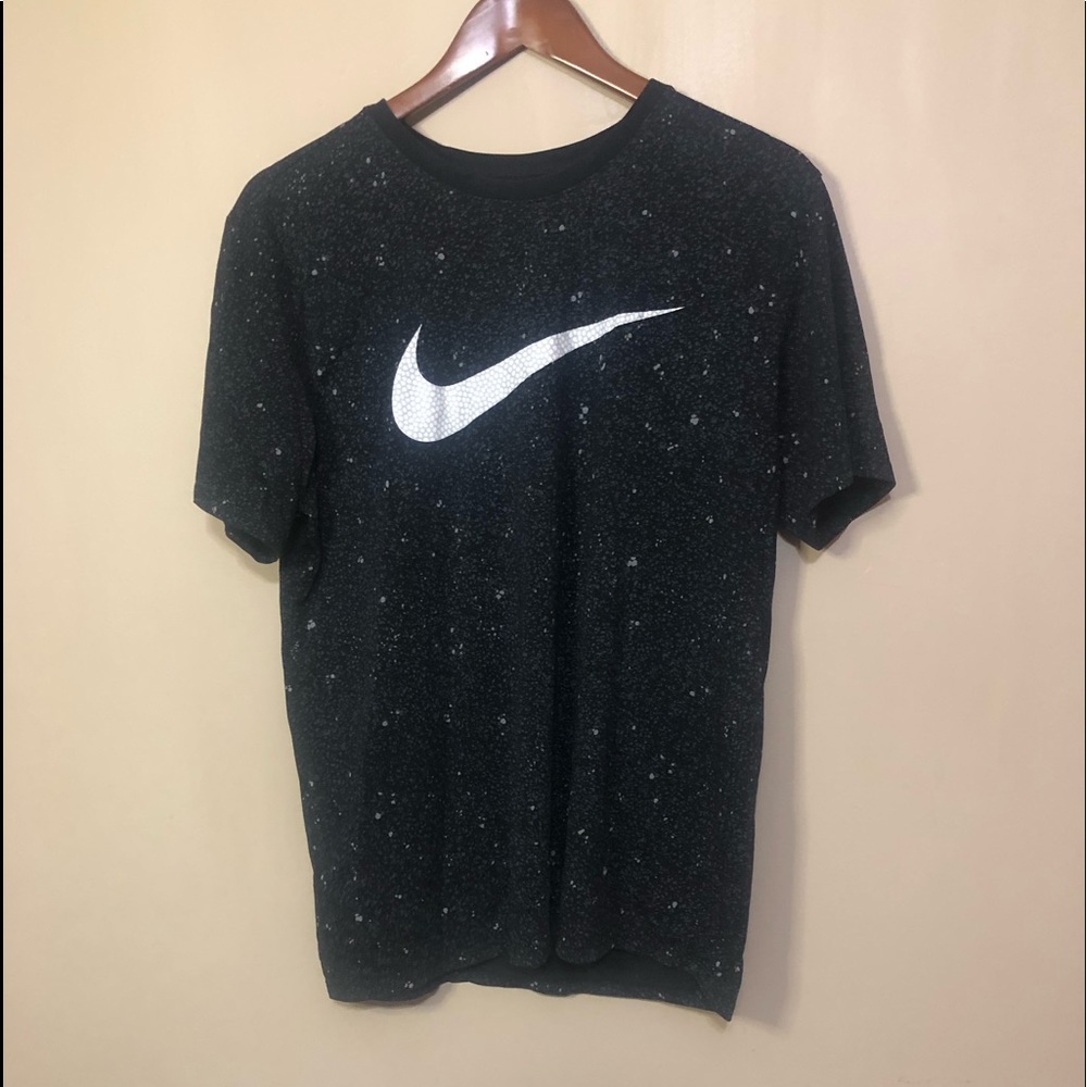 Men’s Nike T-shirt